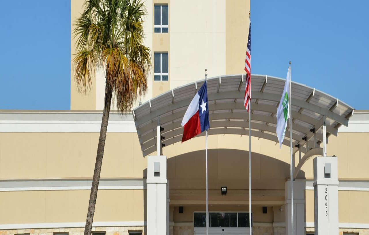 Holiday Inn - Beaumont East-Medical Ctr Area By Ihg Exterior photo